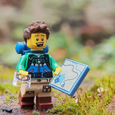 lego_hiker
